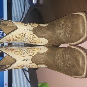 Toddler Ariat Boots size 9